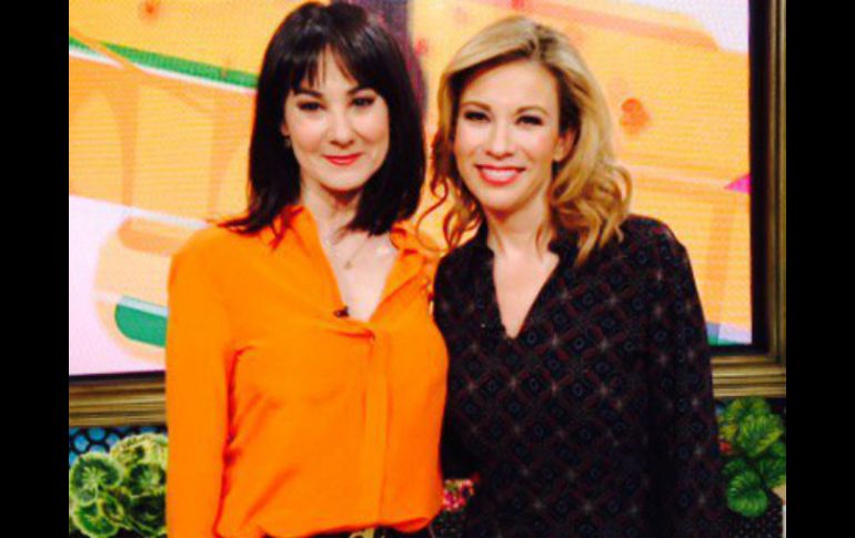 En la emisión de Mónica Garza, Coronado revela detalles de lo que fue su relación con el argentino. TWITTER / @monicagarzag