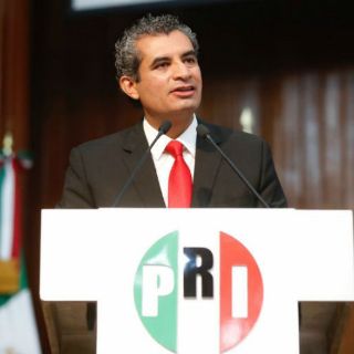 Ochoa Reza se declara en contra de armar a ciudadanos