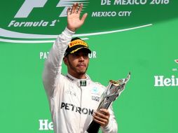 '¡Felicidades a @LewisHamilton por su victoria en la #F1MX!', escribe Peña Nieto. NTX / J. Arciga