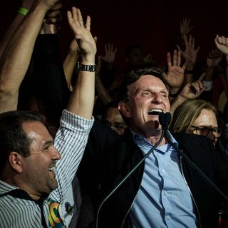 Pastor evangélico Crivella gana la alcaldía de Rio de Janeiro