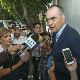 Prueban que Salvador Caro pasó exámenes de control y confianza