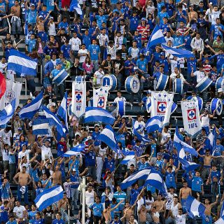 Piden a aficionados de Cruz Azul ir de negro al estadio