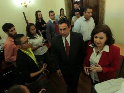 El secretario de acuerdos, Juan Carlos Rodríguez anuncia que los 33 magistrados votaron a favor de la licencia de Vega. EL INFORMADOR / F. Atilano