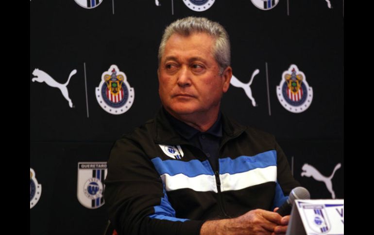 La directiva de los Gallos Blancos busca darle un mejor plantel a Vucetich. EL INFORMADOR / M. Vargas