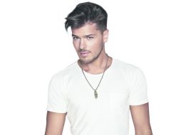 Mickael Carreira. El cantante llega con una buena carga de baladas bajo el brazo. ESPECIAL /