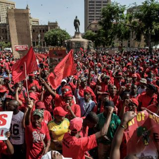 Marchan en Sudáfrica para exigir la renuncia del presidente Zuma