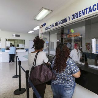 Temen colapso en estados por recorte federal en salud