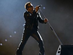 Bono lanzó su campaña 'Poverty is sexist' para luchar contra la discriminación de género y la pobreza en mujeres y niñas. AP / ARCHIVO