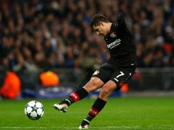 ''Estoy muy agradecido con la directiva del Madrid y sus aficionados'', pero no sé nada al respecto, sentenció el tapatío. AFP / A. Dennis