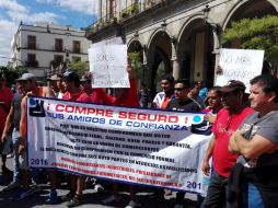 Son alrededor de 50 los comerciantes que se plantaron fuera del recinto. EL INFORMADOR / E. Mondragón