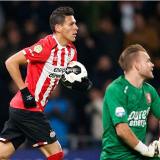 Con gol de Moreno, PSV rescata empate ante Twente