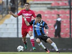 Acción del partido entre Toluca y Querétaro este sábado. MEXSPORT / O. Martínez