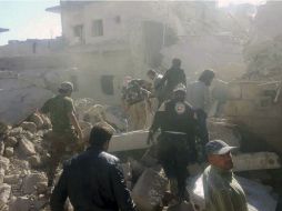 La guerra en Siria ha provocado al menos 300 mil muertos, miles de heridos y cientos de miles de desplazados. AP /