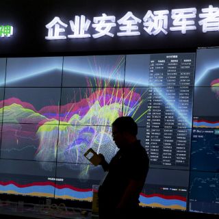 China aprueba ley para ajustar el control de Internet