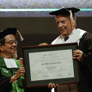 Leer es una forma de ser mejores ciudadanos: Vargas Llosa