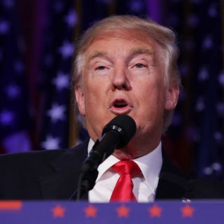 Clinton telefonea a Trump para admitir su derrota en las elecciones