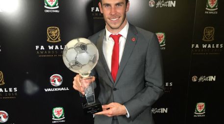 Gales, liderada por Bale, llegó a las semifinales de la Eurocopa, en el que fue su primer gran torneo de selecciones en 58 años. TWITTER / @fawales