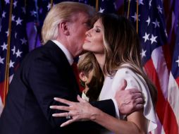 Es una paradoja que Trump, con su retórica xenófoba, pueda llevar a la Casa Blanca a la única primera dama nacida fuera de EU. AFP / C. Somodevilla