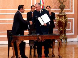 El general Salvador Cienfuegos Zepeda y Luis Enrique Miranda Nava, titulares de la Sedena y Sedesol, respectivamente. NTX / B. Moncada