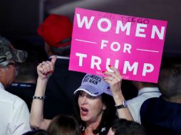 Las propuestas de empleo y económicas convencieron a miles de mujeres estadounidenses, que olvidaron los discursos machistas. AFP / M. Wilson