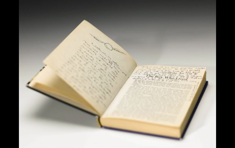 La obra fue publicada por primera vez el 30 de junio de 1997 por la editorial Bloomsbury. EFE / ARCHIVO