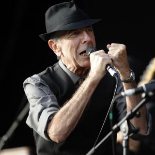 Enrique Bunbury lamenta la muerte de Leonard Cohen