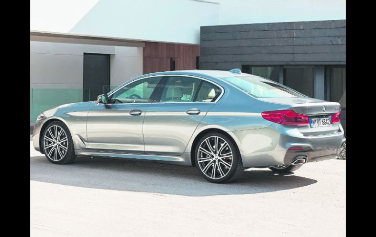 Para la marca alemana BMW la apuesta es clara, quieren que los coches eléctricos se vuelvan su bastión. ESPECIAL / BMW
