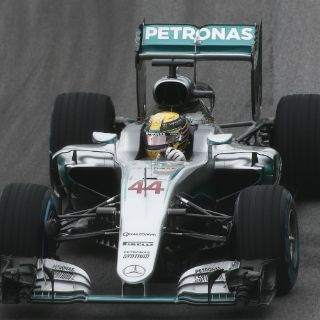 Hamilton lidera la Q1 de clasificación en Brasil
