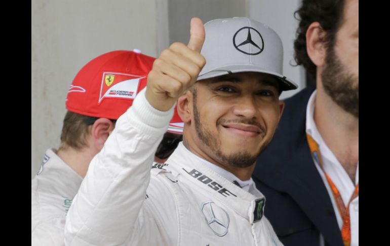 Hamilton saldrá este domingo desde la ''pole'', la número 60 de su carrera deportiva. AP / N. Antoine