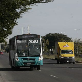 Frena TAE retiro de permisos a camioneros