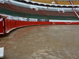 El ruedo del coso tapatío fue afectado por la lluvia. FACEBOOK / @nuevoprogreso