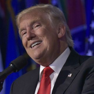 Trump regresa a Twitter y fustiga al New York Times