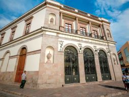 Aspecto externo del teatro, lugar en el que se promulgó la Constitución de 1917. SUN / G. Vega