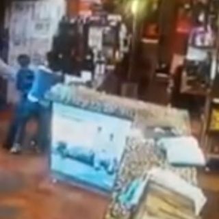 Policía capitalino muere baleado al enfrentar a asaltantes