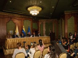 El gobierno venezolano y la oposición lograron varios acuerdos luego de entablar una mesa de diálogo. EFE / ARCHIVO