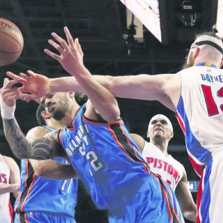 Thunder en caída libre; derrotados en Detroit