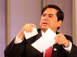 'No podemos tener un acuerdo de paz abierto de manera indefinida' dijo el ministro de Interior, Juan Fernando Cristo. EFE / M. Dueñas