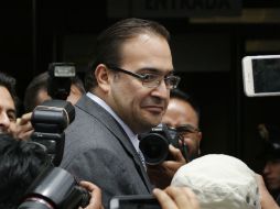 En caso de que Duarte se presente, no habría impedimento legal para que reasumiera el gobierno. AP / ARCHIVO