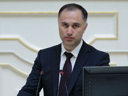 Oganesián, que era el responsable de obras públicas, supervisaba la construcción del Zenit Arena. ESPECIAL /