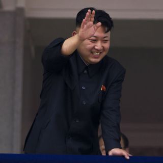 China prohíbe insultar a Kim Jong-un en Internet