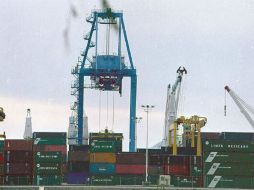 Moody's espera que los flujos de inversión y financieros que recibe México se vean disminuidos ante nuevas posturas de EU. NTX / ARCHIVO