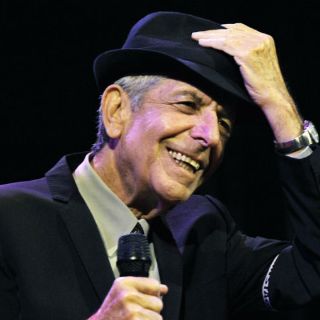 Leonard Cohen murió mientras dormía, revela representante