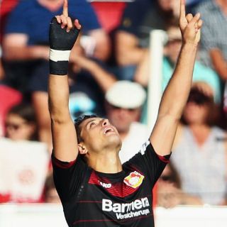 'Chicharito' gana al Mejor gol latino en Bundesliga