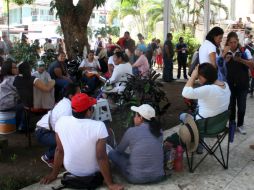 Médicos, enfermeras y personal administrativo toman las oficinas centrales de la Secretaría de Salud y algunos hospitales. SUN / P. Morales