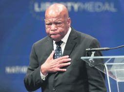 John Lewis colaboró en la tercera parte de la novela gráfica 'Marcha', de Nate Powell y Andrew Aydin. AP /