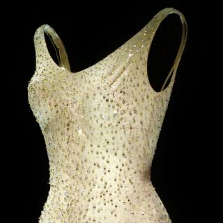 Subastan vestido de Marilyn Monroe en 4.8 MDD