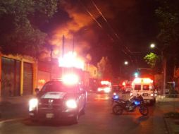 Los trabajos para sofocar el incendio duraron alrededor de una hora. ESPECIAL / Bomberos de Guadalajara