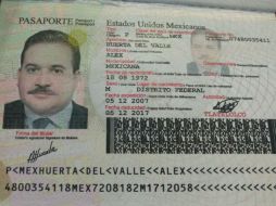 Pasaporte falsificado con el que aparentemente Duarte intentaría dejar el país. EFE /