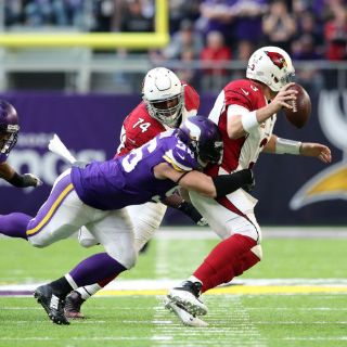 Vikingos superan a Cardenales y terminan racha de derrotas