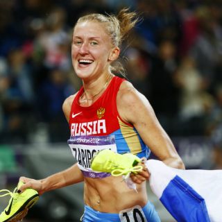 Descalifican a 12 atletas de Londres 2012